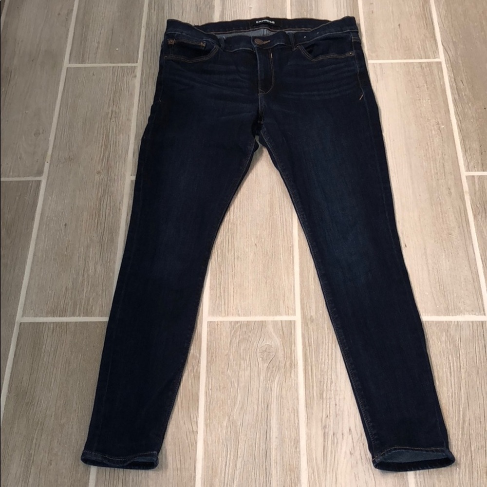 Express size 12 Mid-Rise jegging Jean